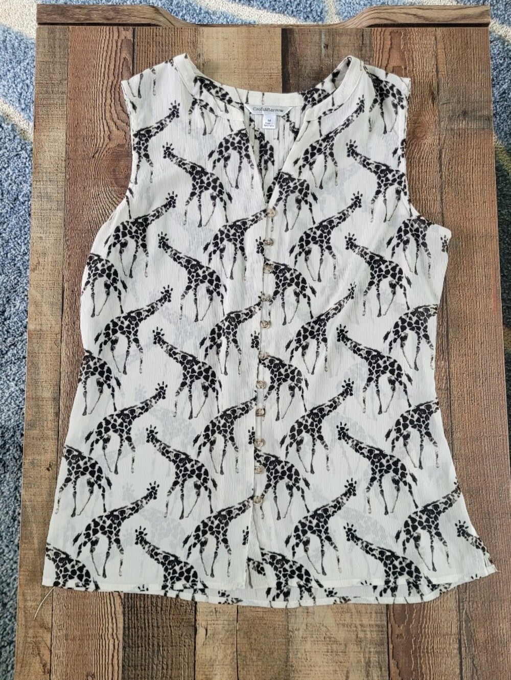 croft & barrow White Sleeveless Button-Front Giraffe Print Blouse, Women's Med